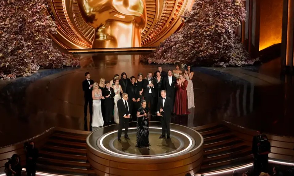 „Опенхајмер“ ја оправда фаворитската улога на 96. доделување на најпрестижните филмски награди во светот – Оскар