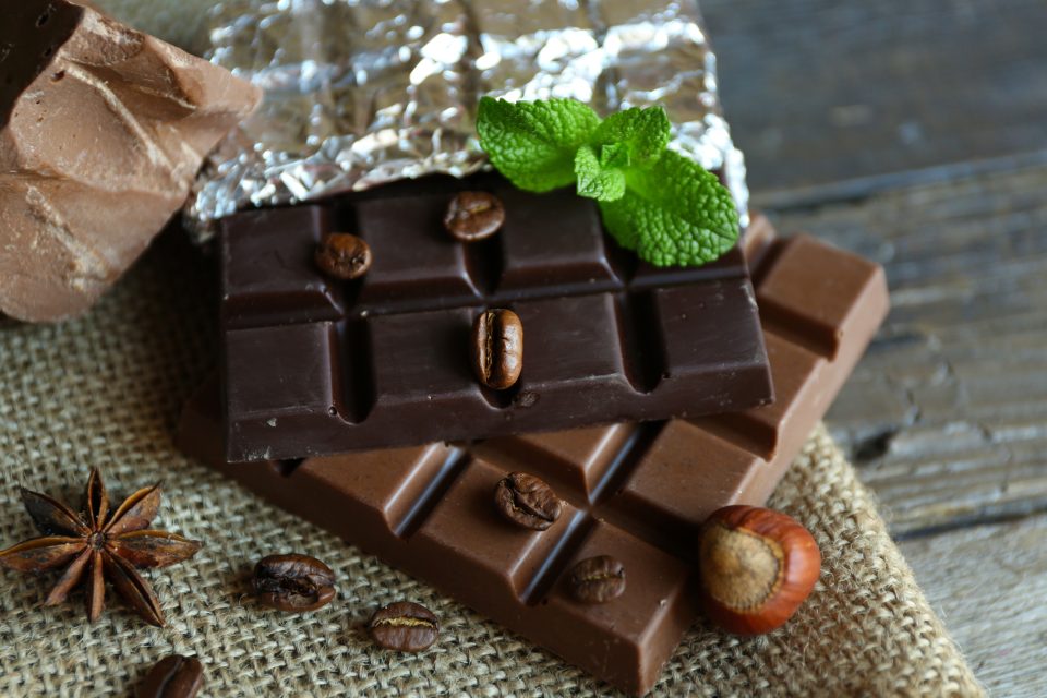 Нови позитивни ефекти на чоколадото врз здравјето